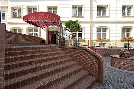 Ostruvek 3* Praga