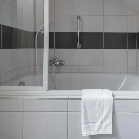 Ostruvek Hotel Prague